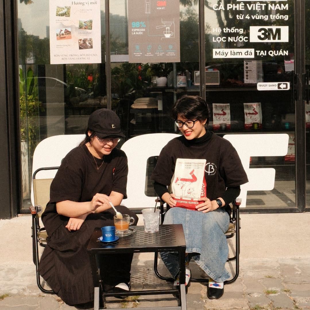 Thử nếm cà phê tại Bui